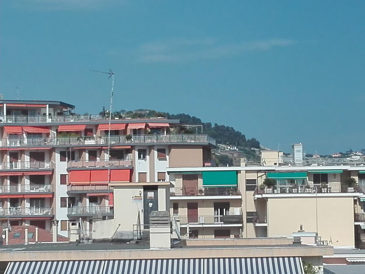 Ferienwohnung A 2 Passi Dal Mare Sanremo Exterior foto