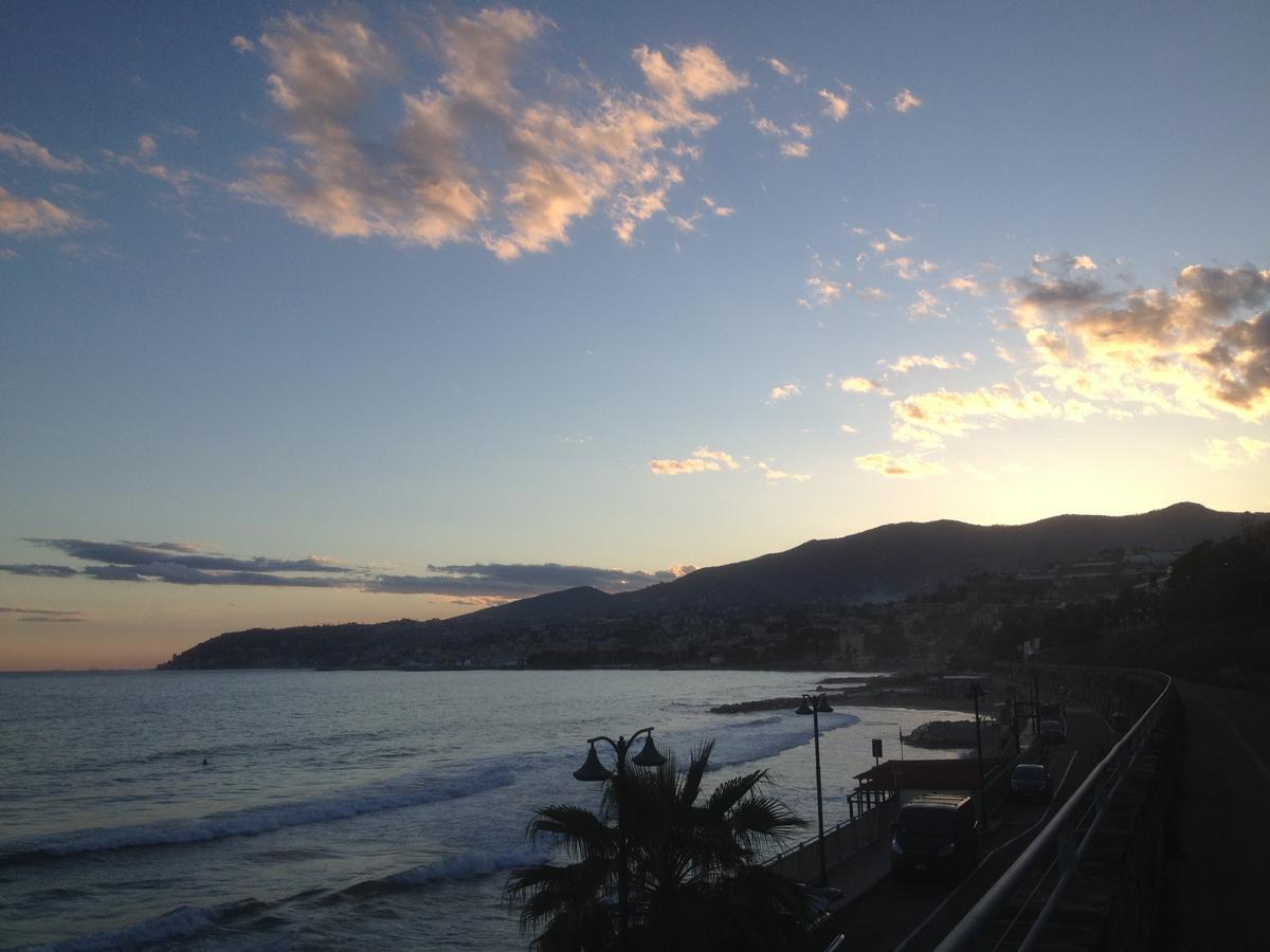 Ferienwohnung A 2 Passi Dal Mare Sanremo Exterior foto